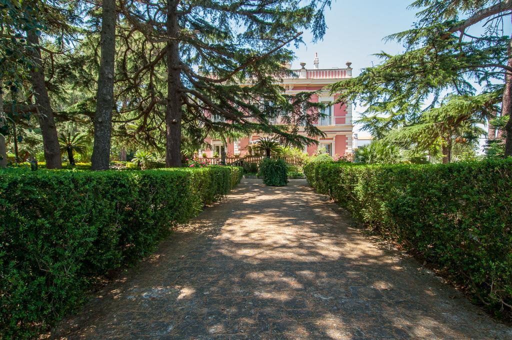 Villa Carenza Monopoli Eksteriør bilde